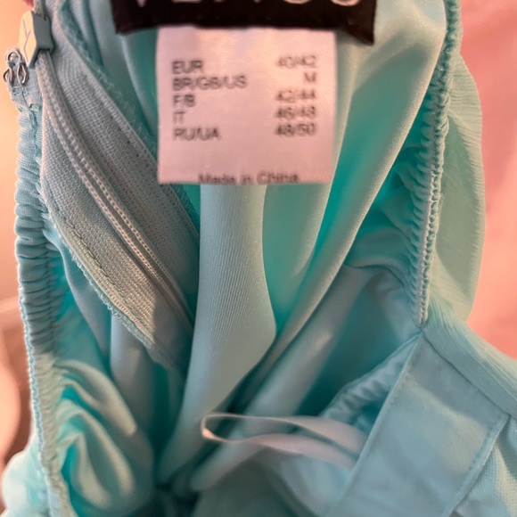 Venus strapless chiffon mini dress, size large. Ocean blue color. - Picture 3 of 3
